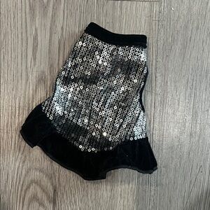 Glamorous Sequin Mini Skirt in Black and Silver for your furry baby! New no tag